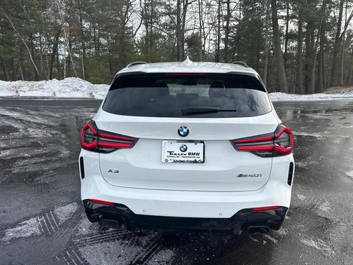 2024 BMW X3 M40i