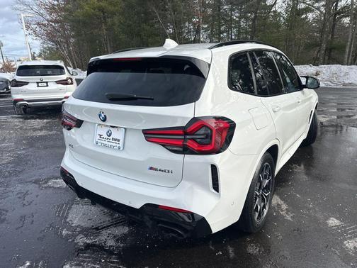2024 BMW X3 M40i