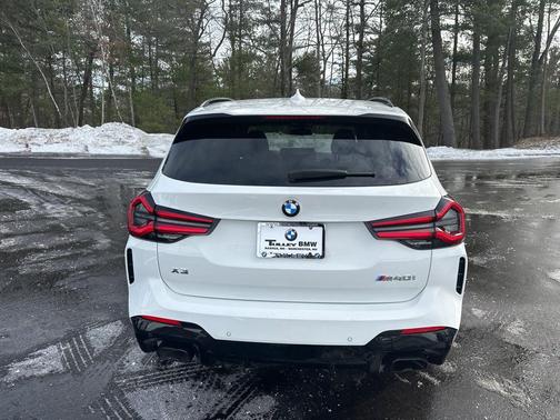 2024 BMW X3 M40i