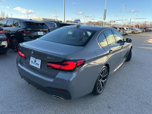 2022 BMW 530 i xDrive