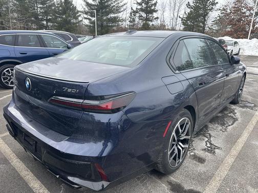 2023 BMW 760 i xDrive