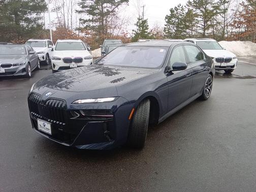 2023 BMW 760 i xDrive