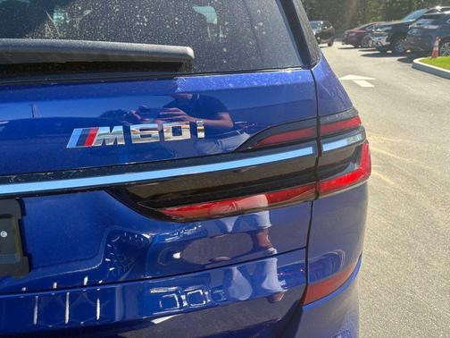 Blue Metallic 2026 BMW X7 M60i