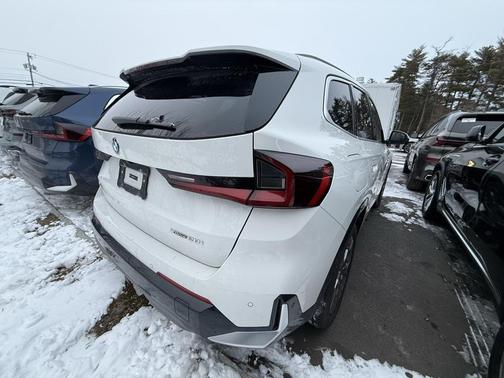 2025 BMW X1 xDrive28i