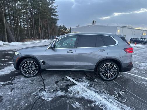 2024 BMW X5 xDrive40i