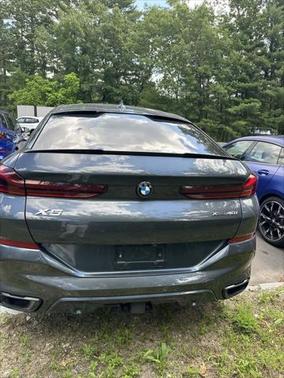 2022 BMW X6 xDrive40i