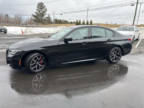 2023 BMW 530 i xDrive