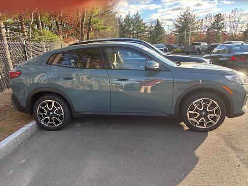 2025 BMW X2 xDrive28i