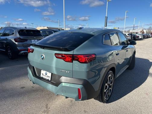 2025 BMW X2 xDrive28i