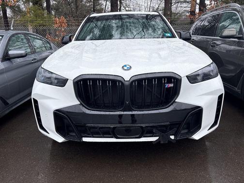 2025 BMW X5 M60i