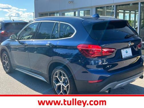 Photo 4 of 27 of 2019 BMW X1 xDrive28i