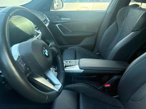San Remo Green Metallic 2025 BMW X1 xDrive28i