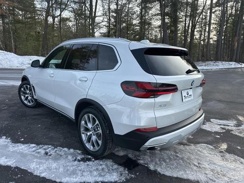 2024 BMW X5 xDrive40i