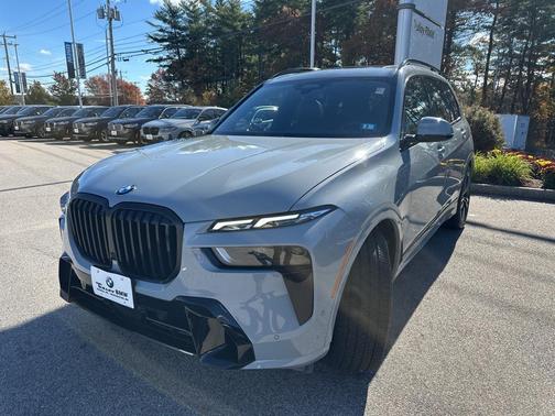 2023 BMW X7 xDrive40i
