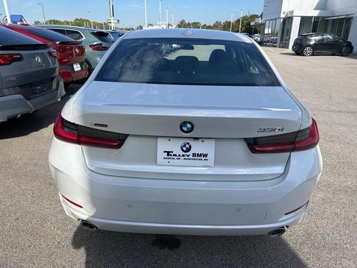 2025 BMW 330 i xDrive