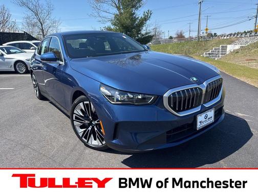 Phytonic Blue Metallic 2026 BMW 540 xDrive