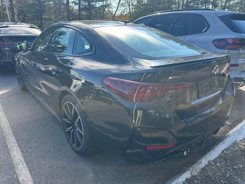 Black Sapphire Metallic 2026 BMW M440 i xDrive