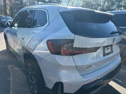 White Metallic 2024 BMW X1 xDrive28i