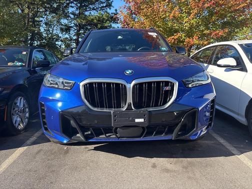 2025 BMW X5 M60i