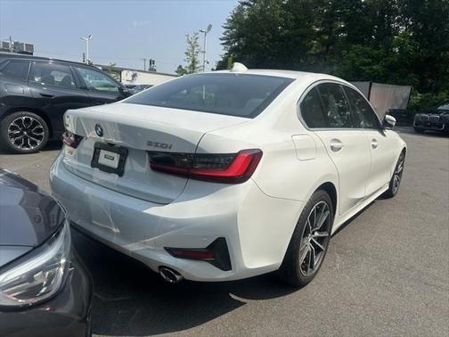 2022 BMW 330 xDrive