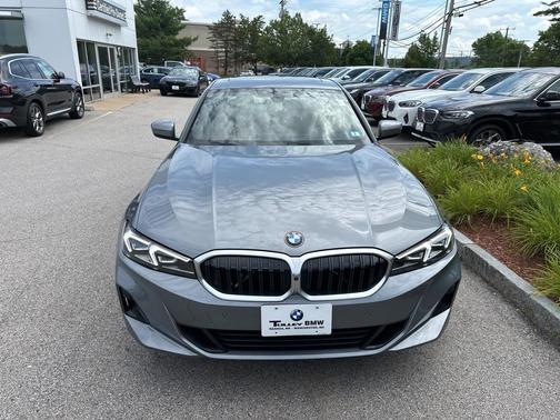 2024 BMW 330 i xDrive