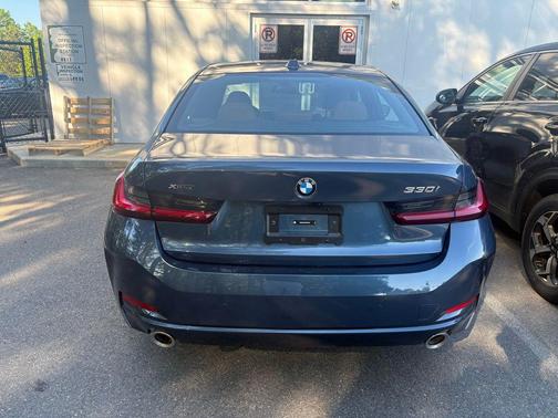 Arctic Race Blue Metallic 2026 BMW 330 xDrive
