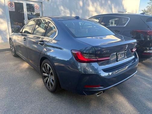 Arctic Race Blue Metallic 2026 BMW 330 xDrive
