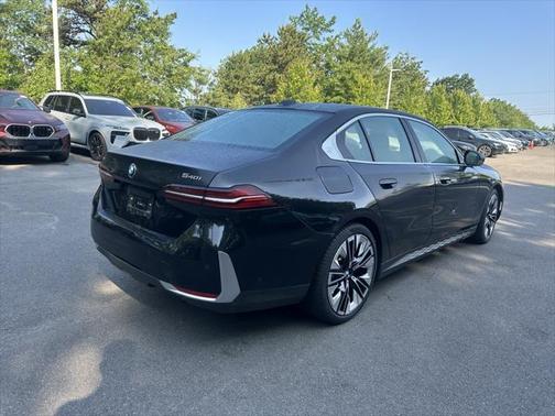 2024 BMW 540 i xDrive