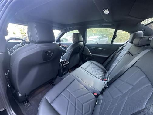 2024 BMW 540 i xDrive