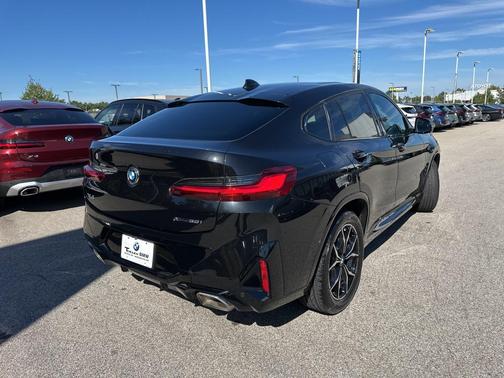 2023 BMW X4 xDrive30i
