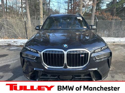 2025 BMW X7 M60i
