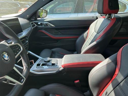 Vegas Red Metallic 2025 BMW M440 i xDrive