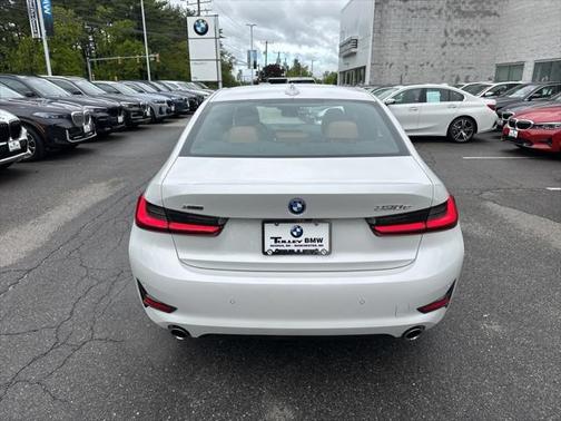 2022 BMW 330e Base