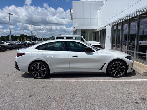 Mineral White Metallic 2025 BMW i4 Gran Coupe xDrive40
