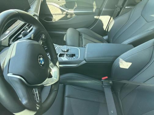 2024 BMW 330 xDrive