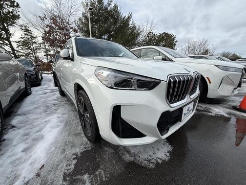 2025 BMW X1 xDrive28i