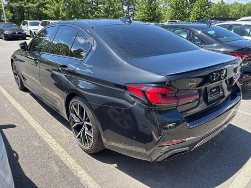 Black Sapphire Metallic 2023 BMW 540 i xDrive