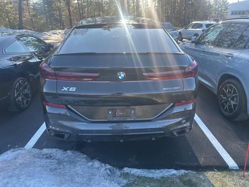 2025 BMW X6 xDrive40i