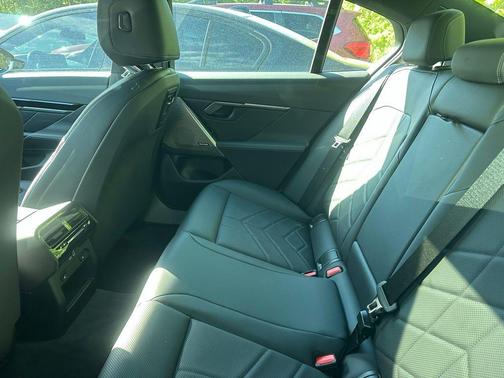 Black Sapphire Metallic 2026 BMW 530 xDrive
