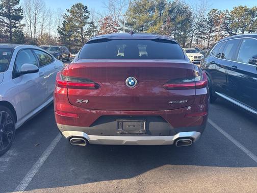 2025 BMW X4 xDrive30i