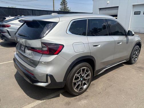 Space Silver Metallic 2023 BMW X1 xDrive28i