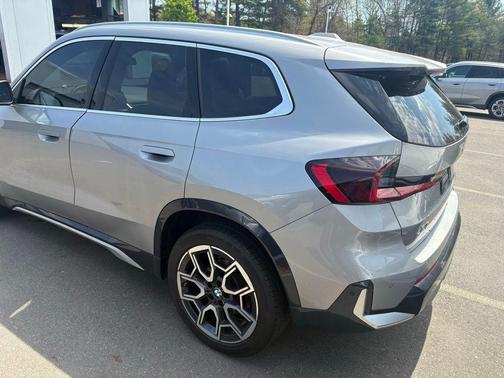 Space Silver Metallic 2023 BMW X1 xDrive28i