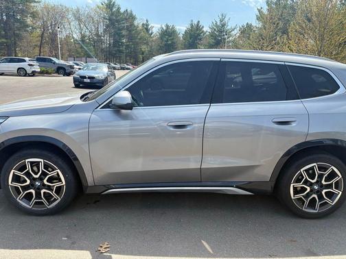 Space Silver Metallic 2023 BMW X1 xDrive28i