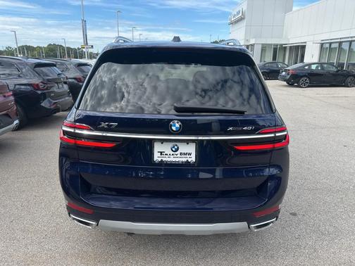 2024 BMW X7 xDrive40i