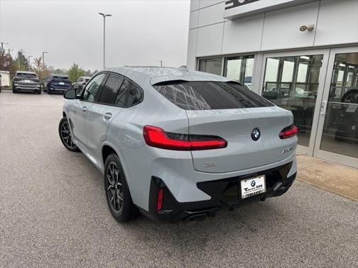 2024 BMW X4 M40i
