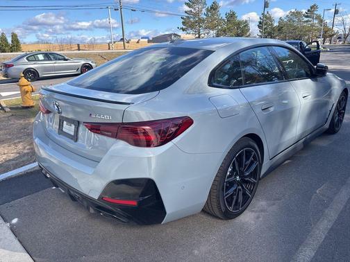 2026 BMW M440 i xDrive