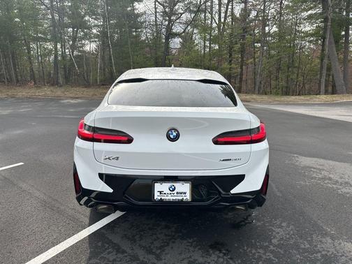 Alpine White 2022 BMW X4 xDrive30i