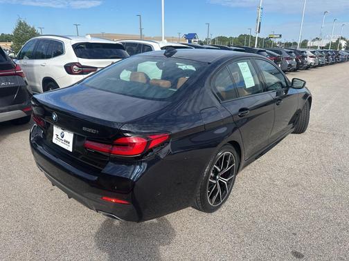 2022 BMW 530 i xDrive