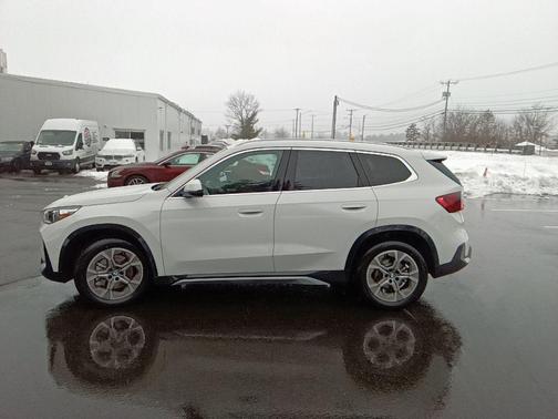2025 BMW X1 xDrive28i