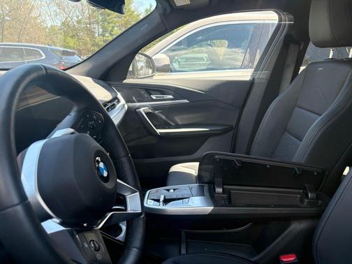 Dune Grey Metallic 2026 BMW X2 xDrive28i